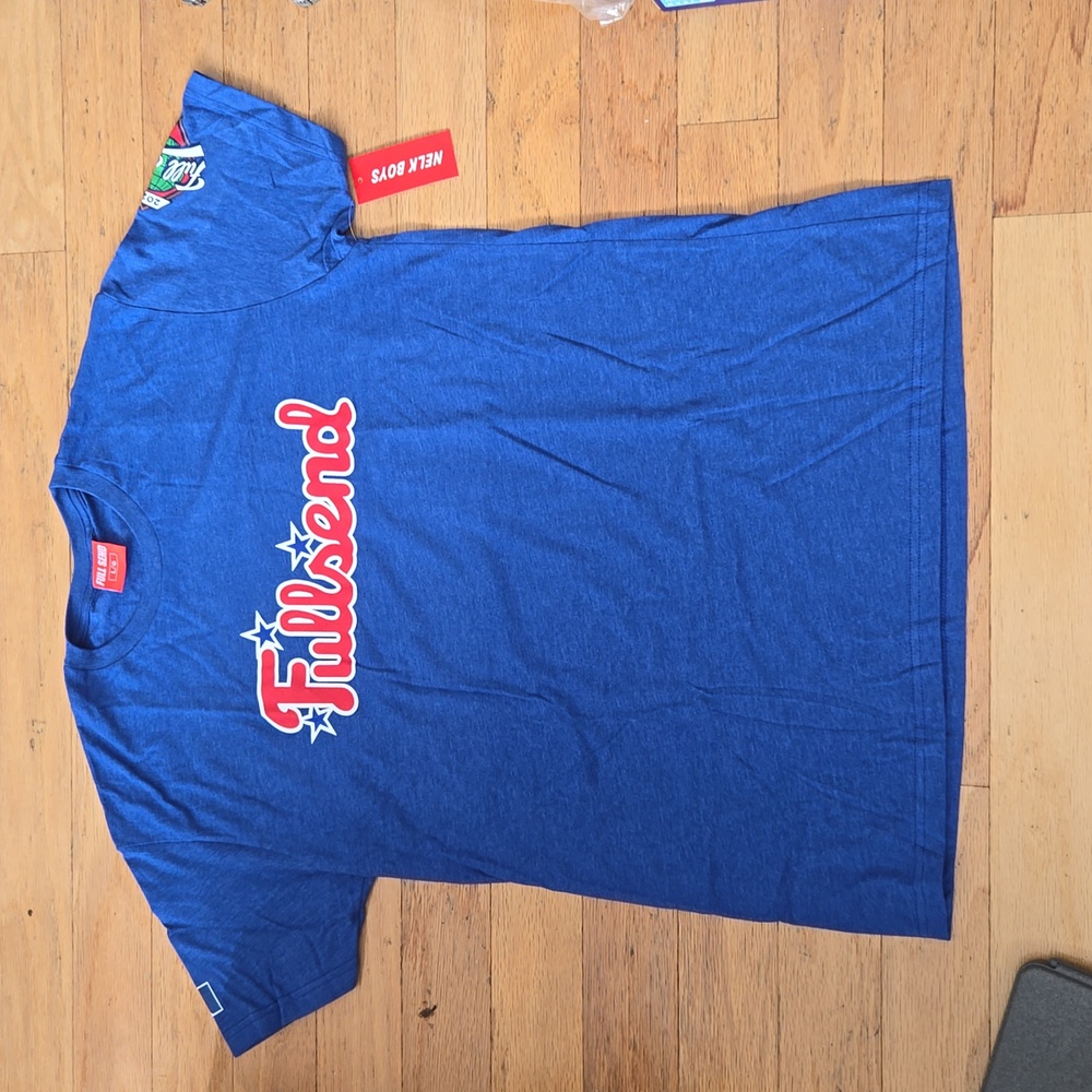 NWT NELK BOYS Full Send MLB Philly Love T-Shirt Size L